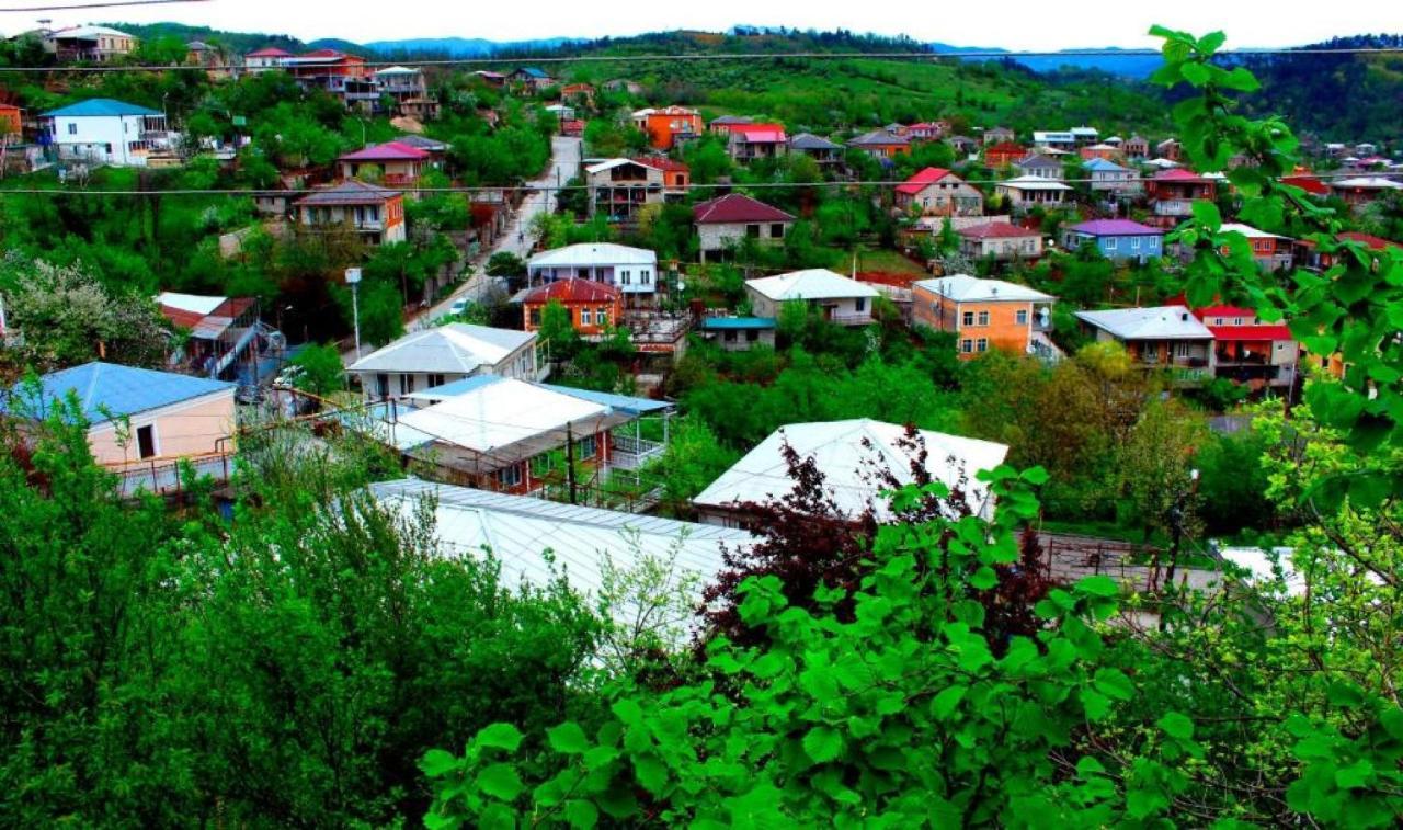 Apartment Beso Kutaisi Esterno foto