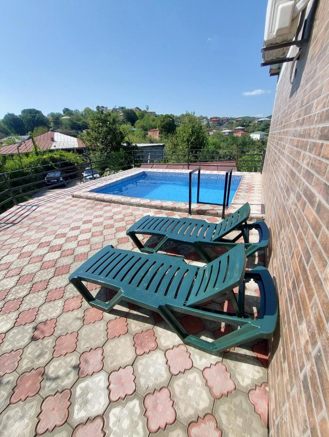 Apartment Beso Kutaisi Esterno foto